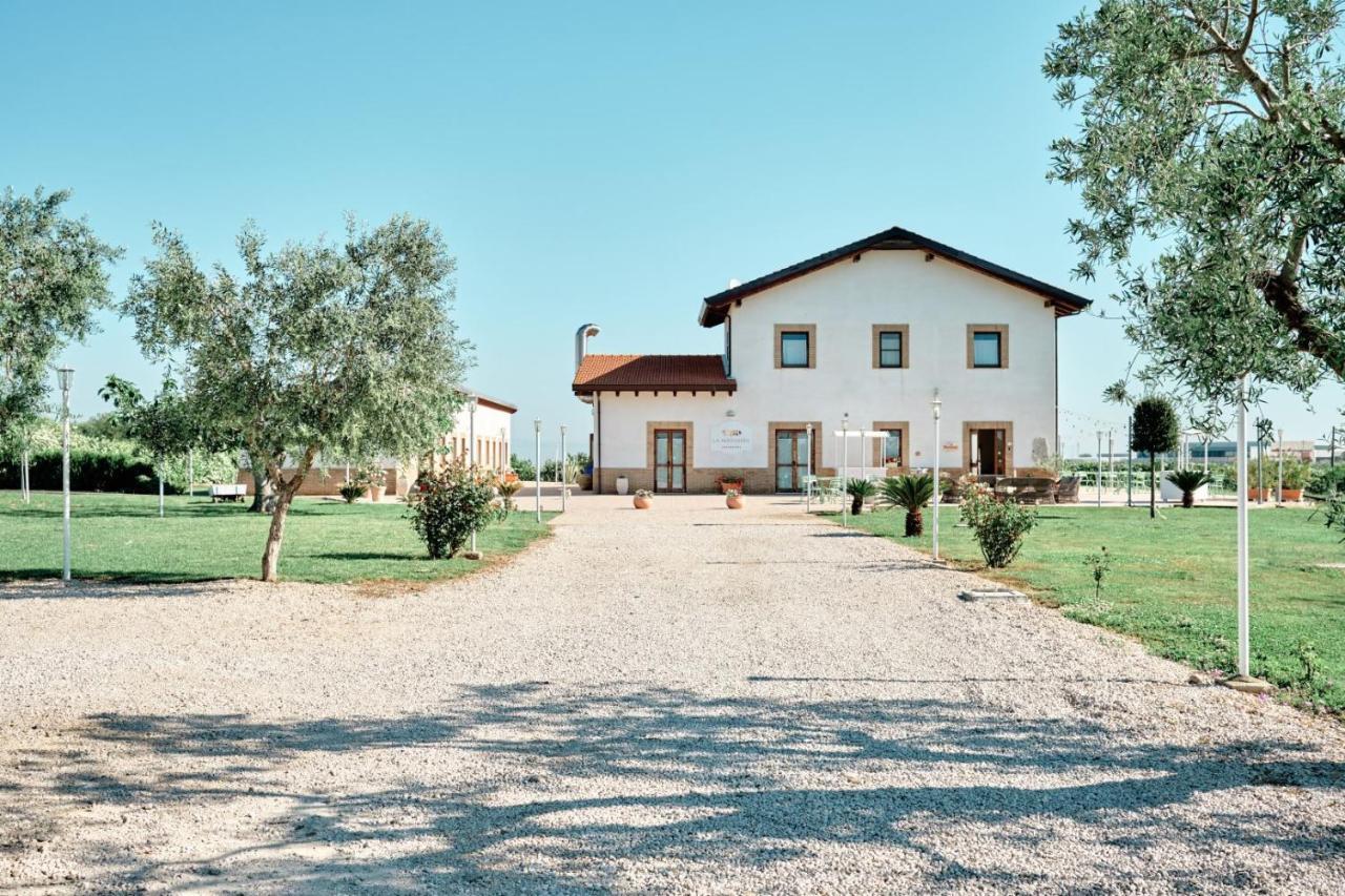 La Massaria Agriresort Orta Nova Exterior photo