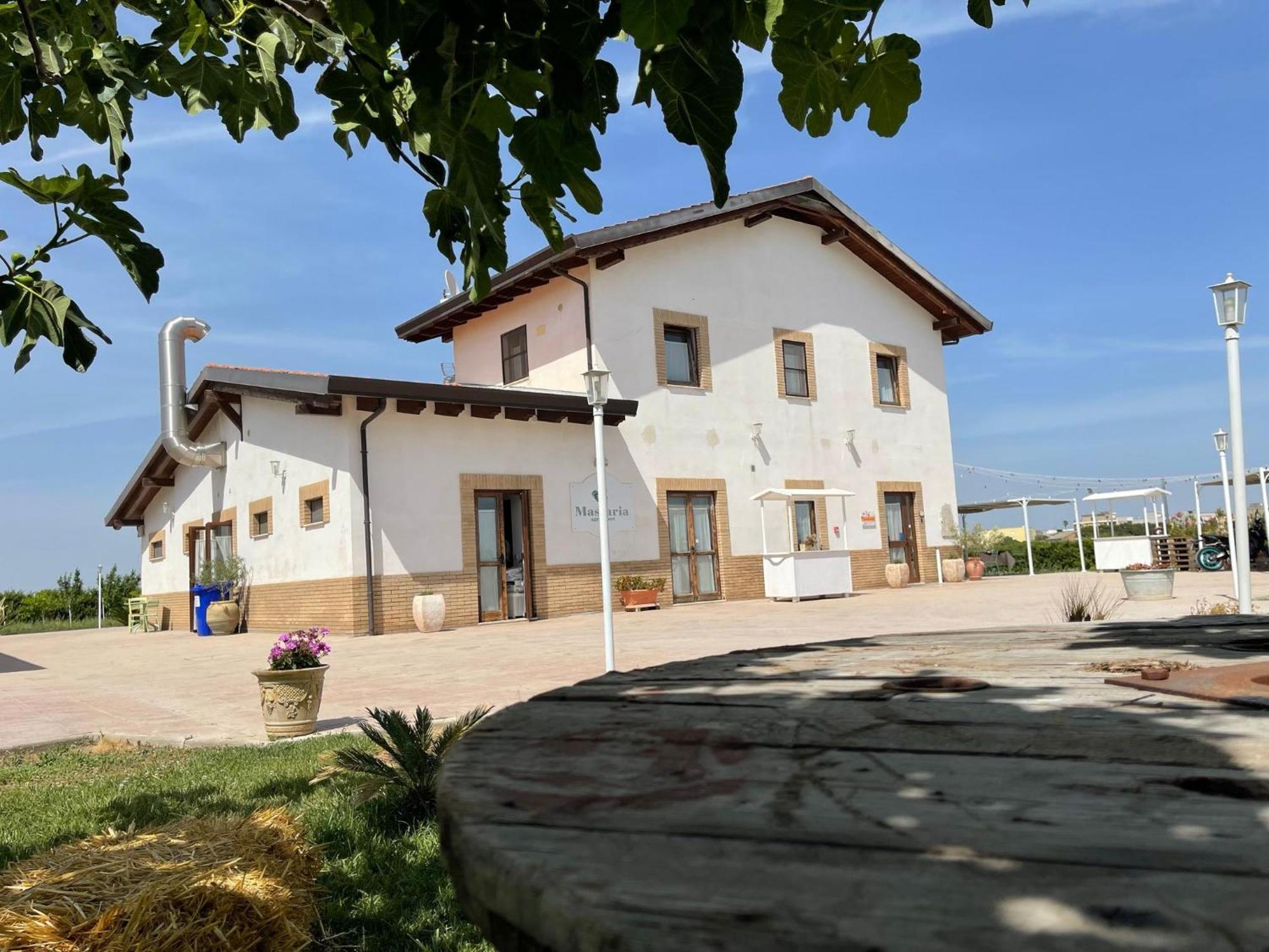 La Massaria Agriresort Orta Nova Exterior photo